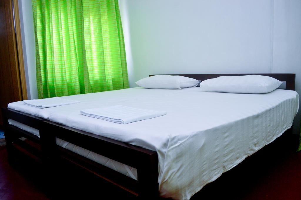 Hamilton House Hotel Negombo Szoba fotó